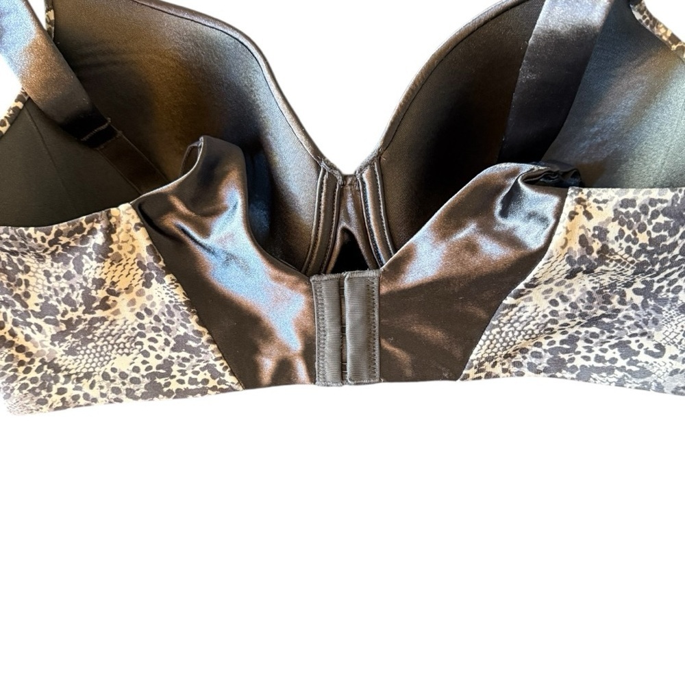 Vanity Fair Gray & white Animal Print Bra very luxurious lined in satin 36D - Picture 2 of 15